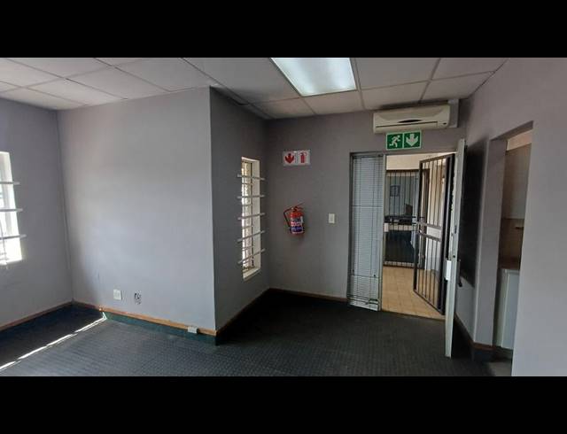 INDUSTRIAL PROPERTY TO RENT IN HENNOPSPARK